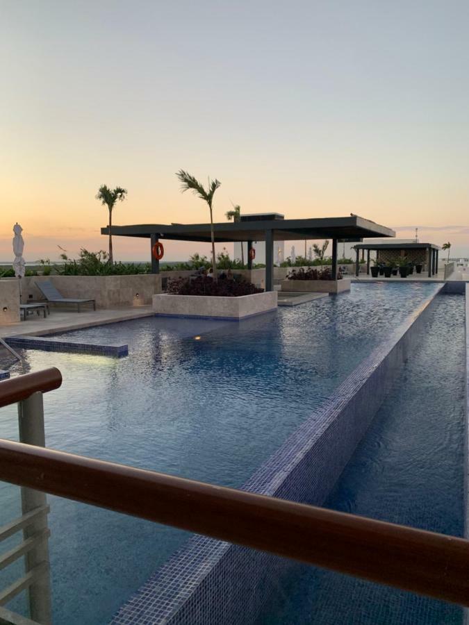 La Amada Condo With Marina View Cancún Exterior foto
